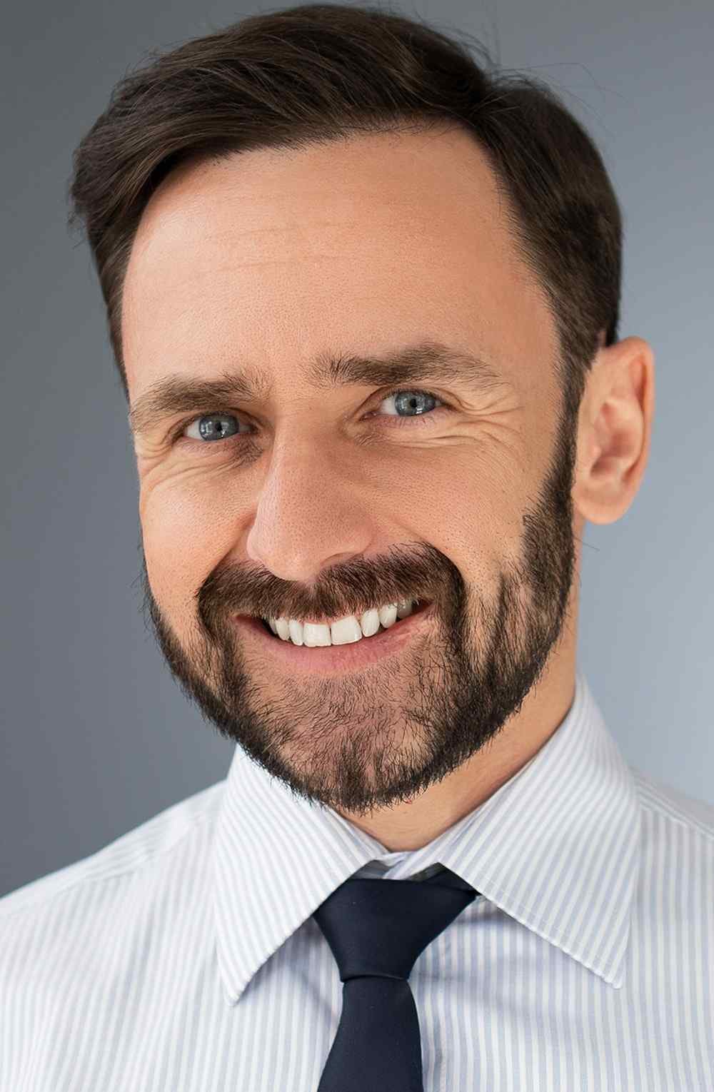 https://networkspotlights.com/wp-content/uploads/2019/02/team_01.jpg