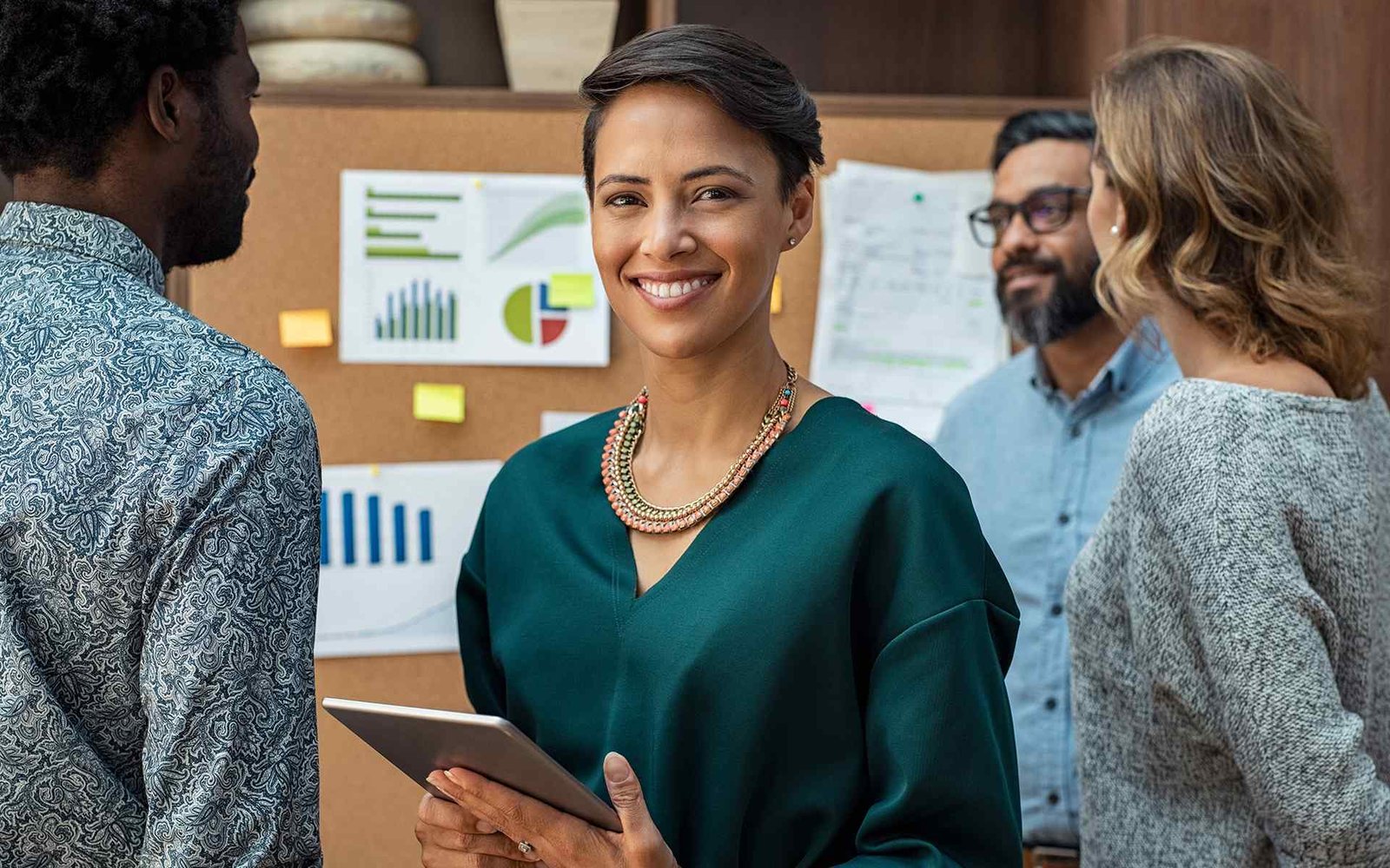 https://networkspotlights.com/wp-content/uploads/2020/08/service_02.jpg